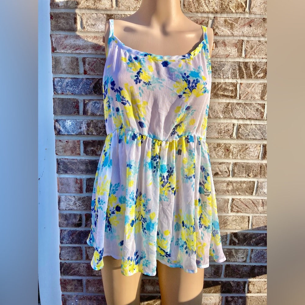 Torrid 3X White/Blue/Yellow Floral Babydoll Top